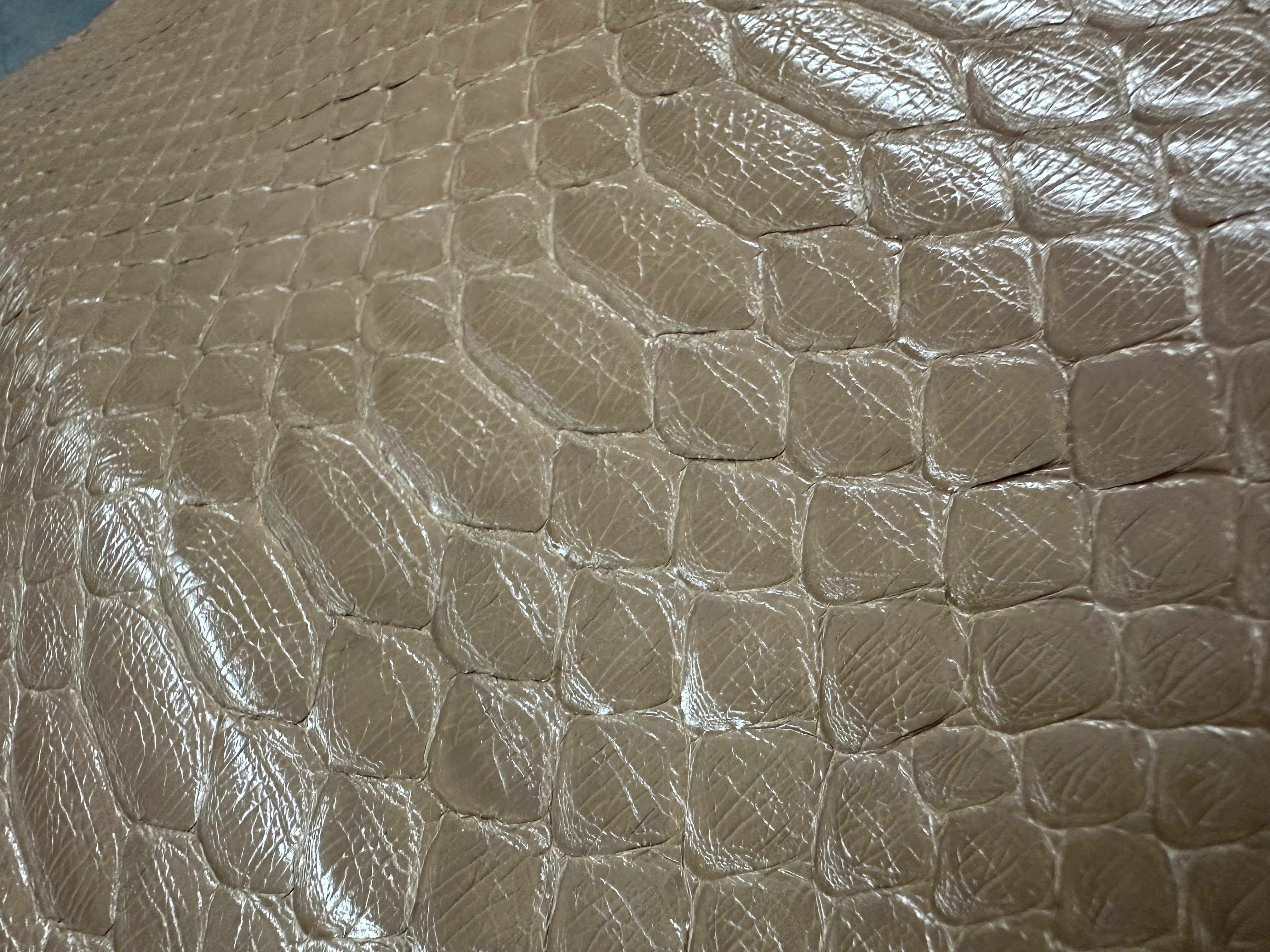 Back Cut Bleached Glazed Light Tobacco Burmese Python 2.95m/30cm/Gr1