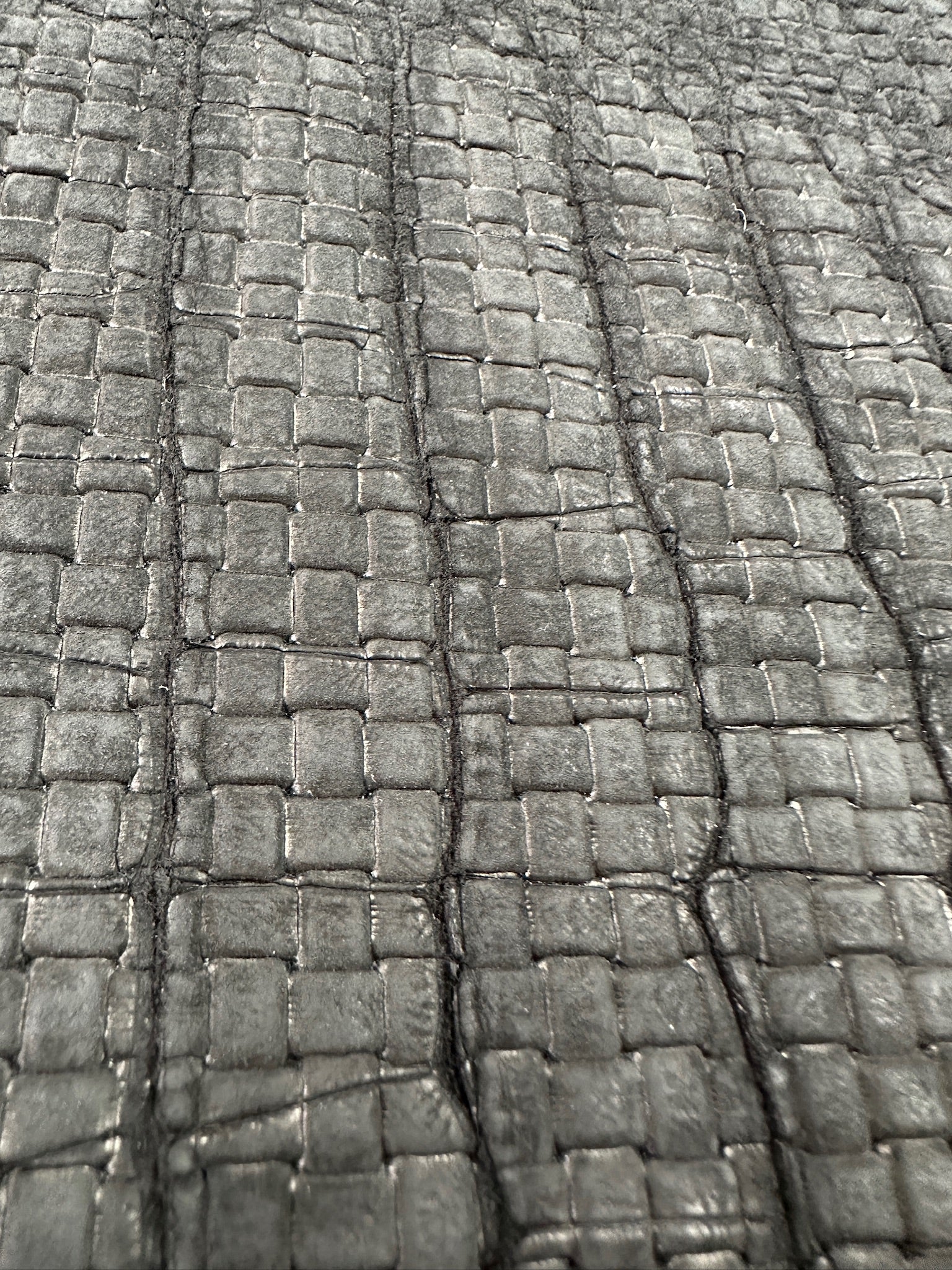 Black Basketweave Alligator 34 cm Grade 1
