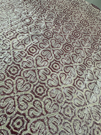 Bordeaux/Cream Moroccan Tile Alligator 44 cm Grade 1